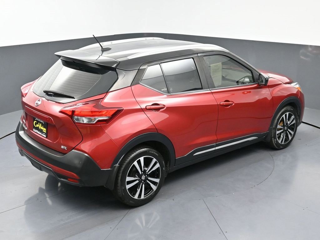 Used 2019 Nissan Kicks SR image 41
