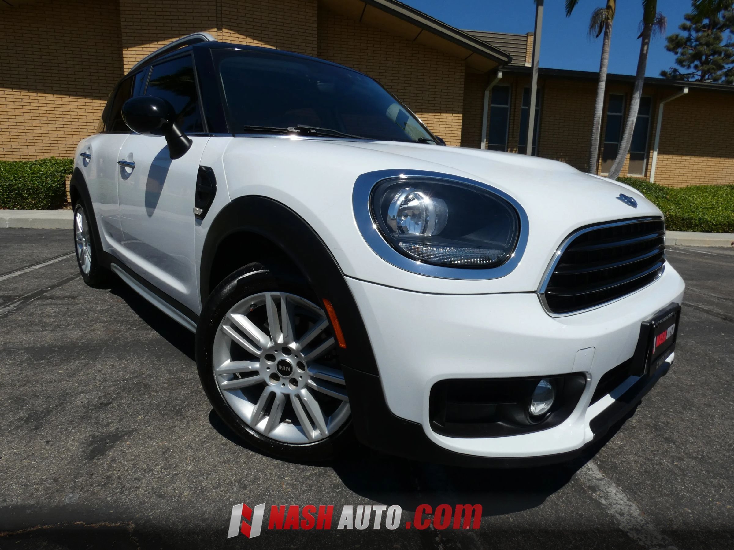 Used 2017 MINI Cooper Countryman FWD image 5