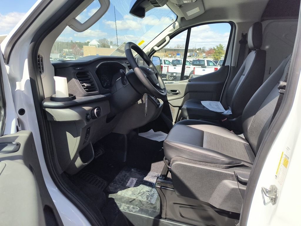 New 2025 Ford Transit 250 Base image 19