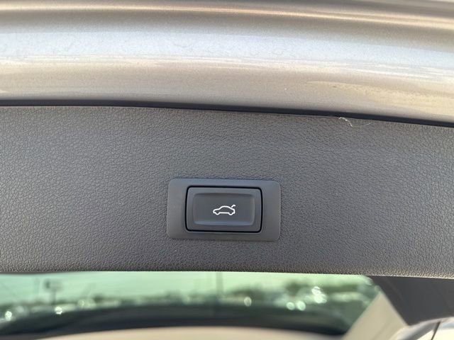 Used 2015 Audi Q5 2.0T Premium Plus w/ Technology Package image 10