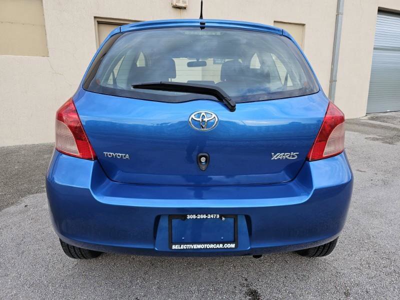 Used 2007 Toyota Yaris 2-Door Hatchback image 15