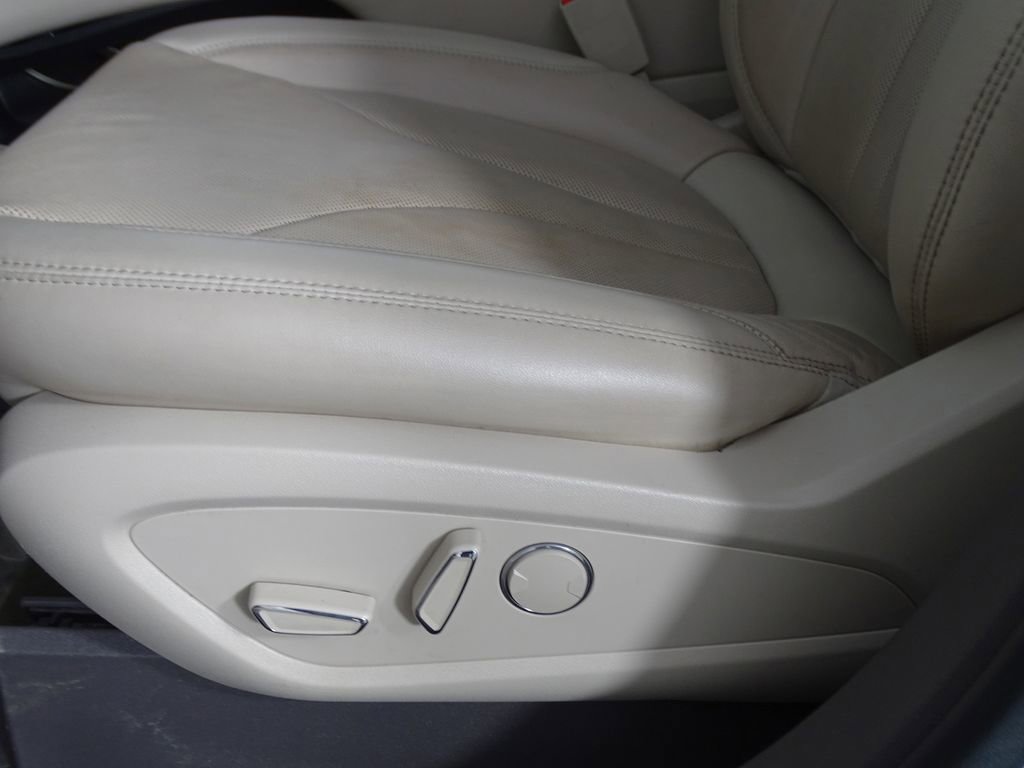 Used 2020 Lincoln Nautilus Reserve image 22