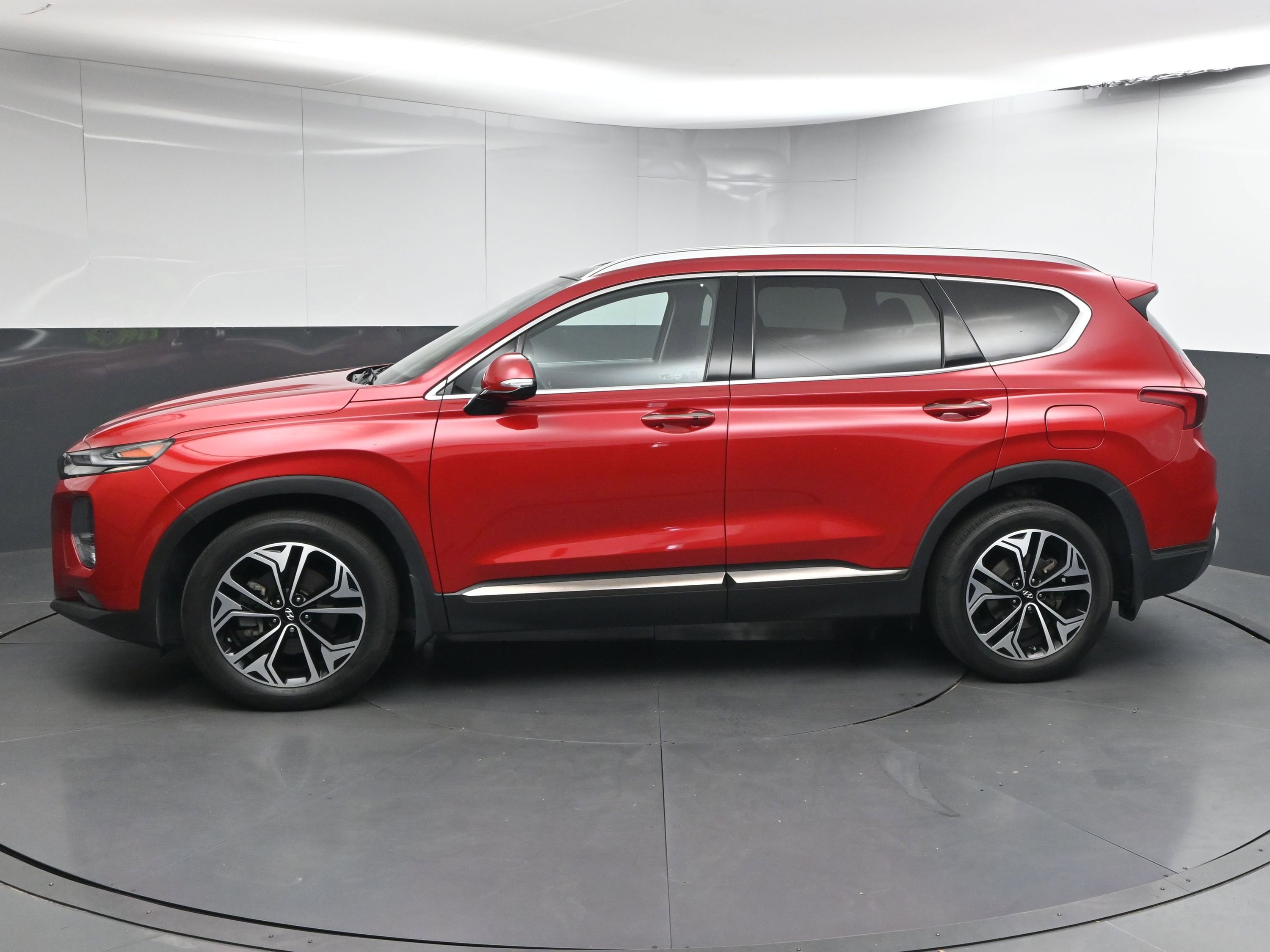 Used 2020 Hyundai Santa Fe Limited image 5