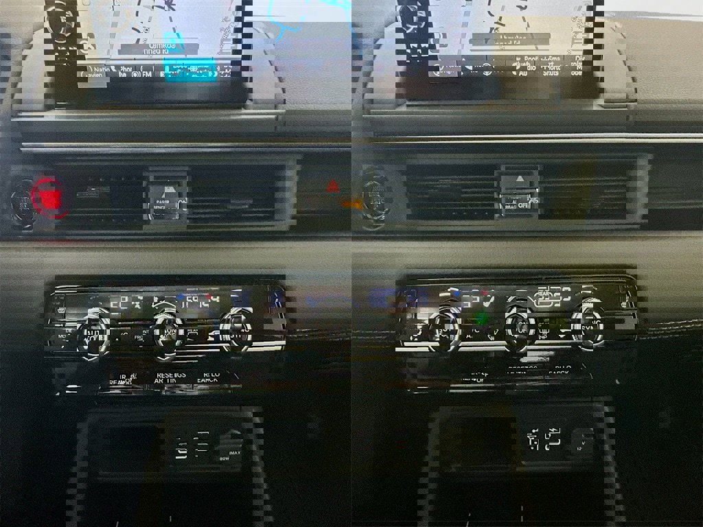 New 2025 Honda Pilot Touring image 21