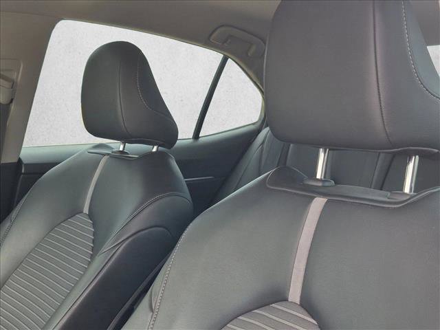 Used 2021 Toyota Camry SE FWD image 13