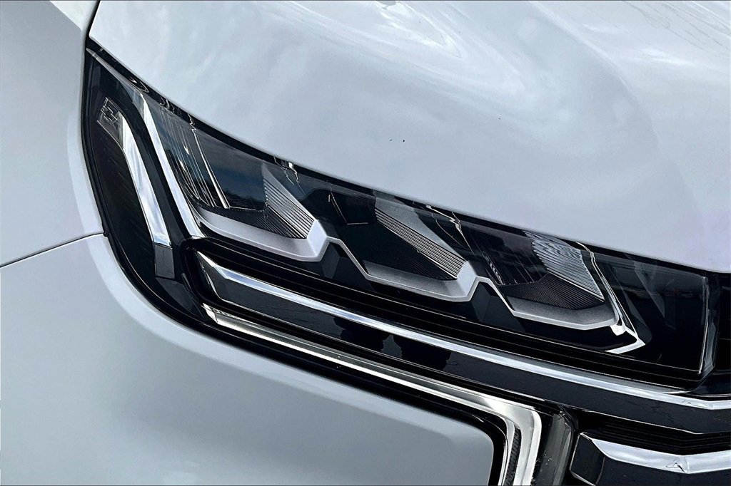 Used 2023 Chevrolet Tahoe LS w/ Driver Alert Package image 32