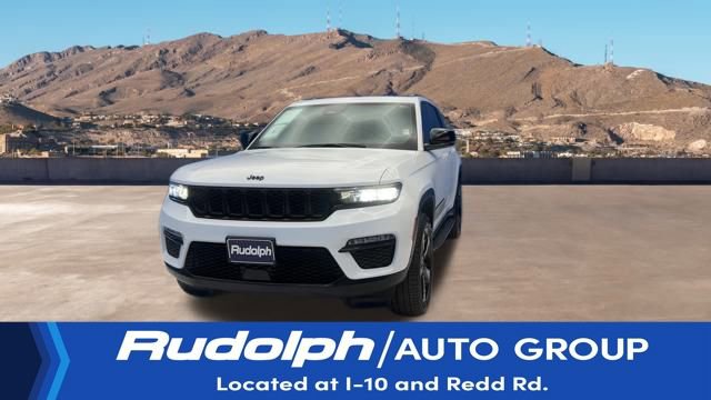 Used 2024 Jeep Grand Cherokee Limited w/ Black Appearance Package