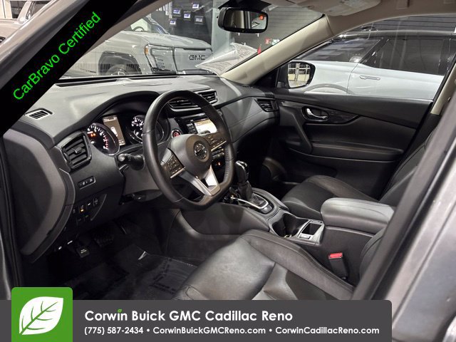 Used 2017 Nissan Rogue SL FWD image 12