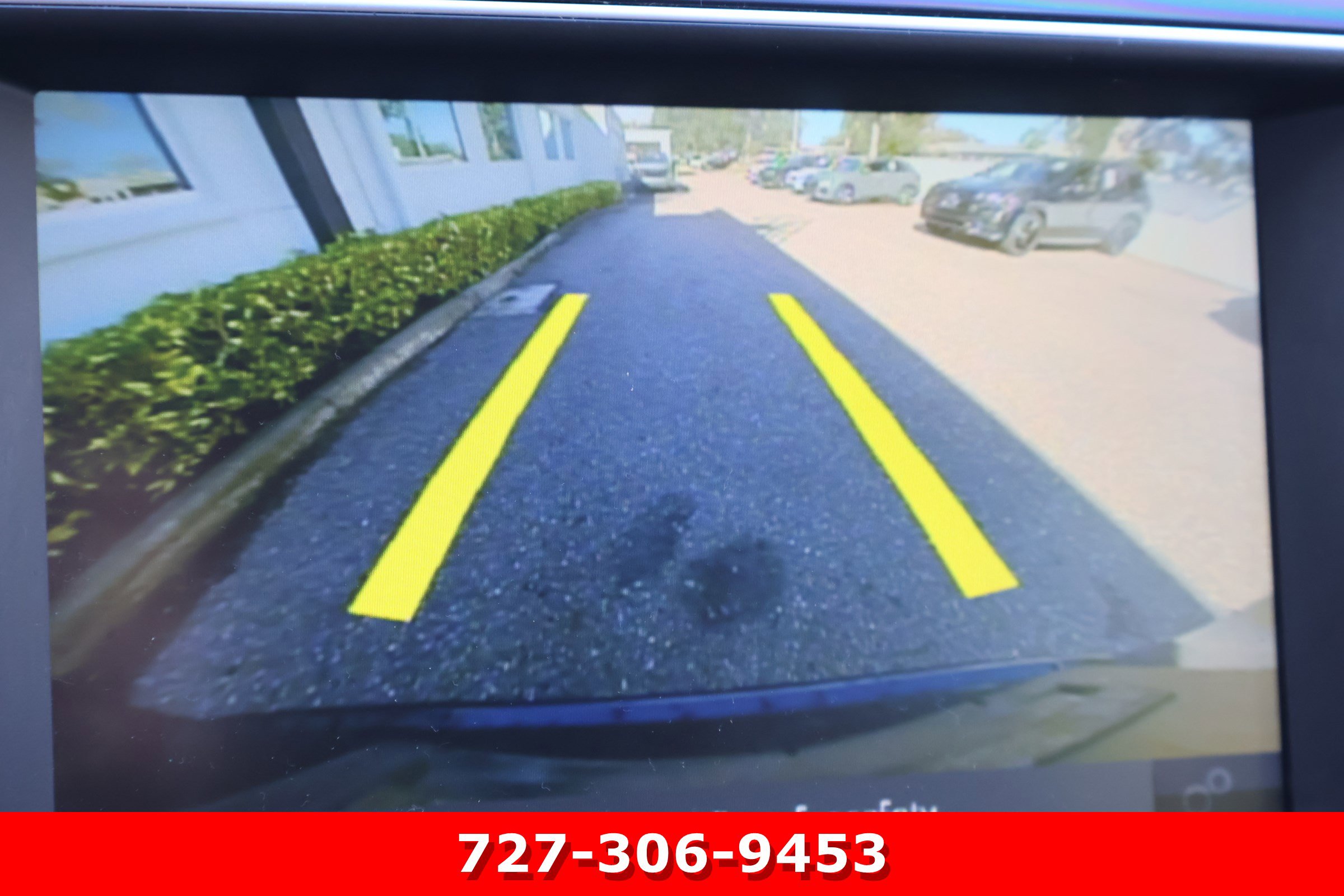 Used 2018 Jaguar F-PACE R-Sport image 4