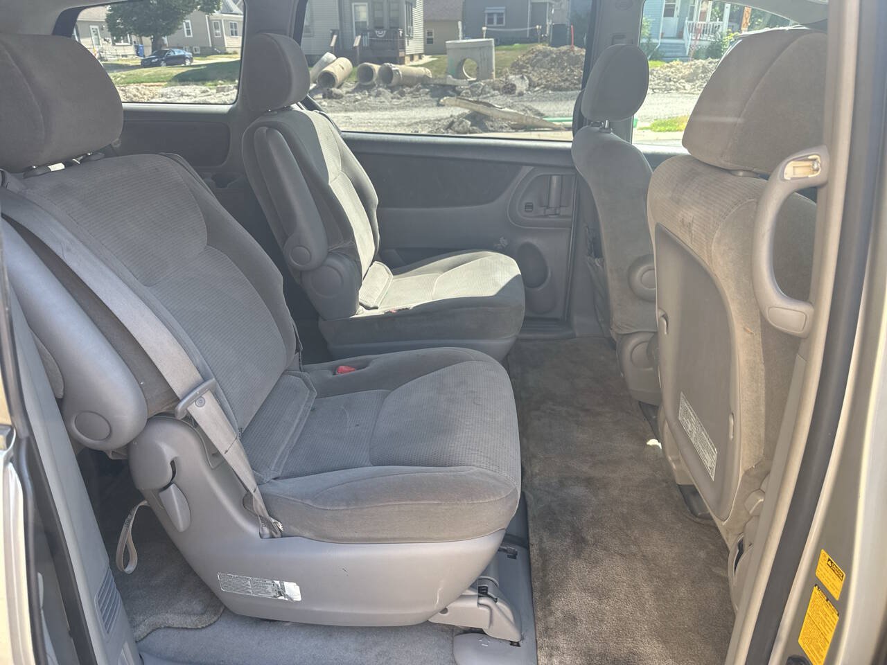 Used 2004 Toyota Sienna LE FWD image 12