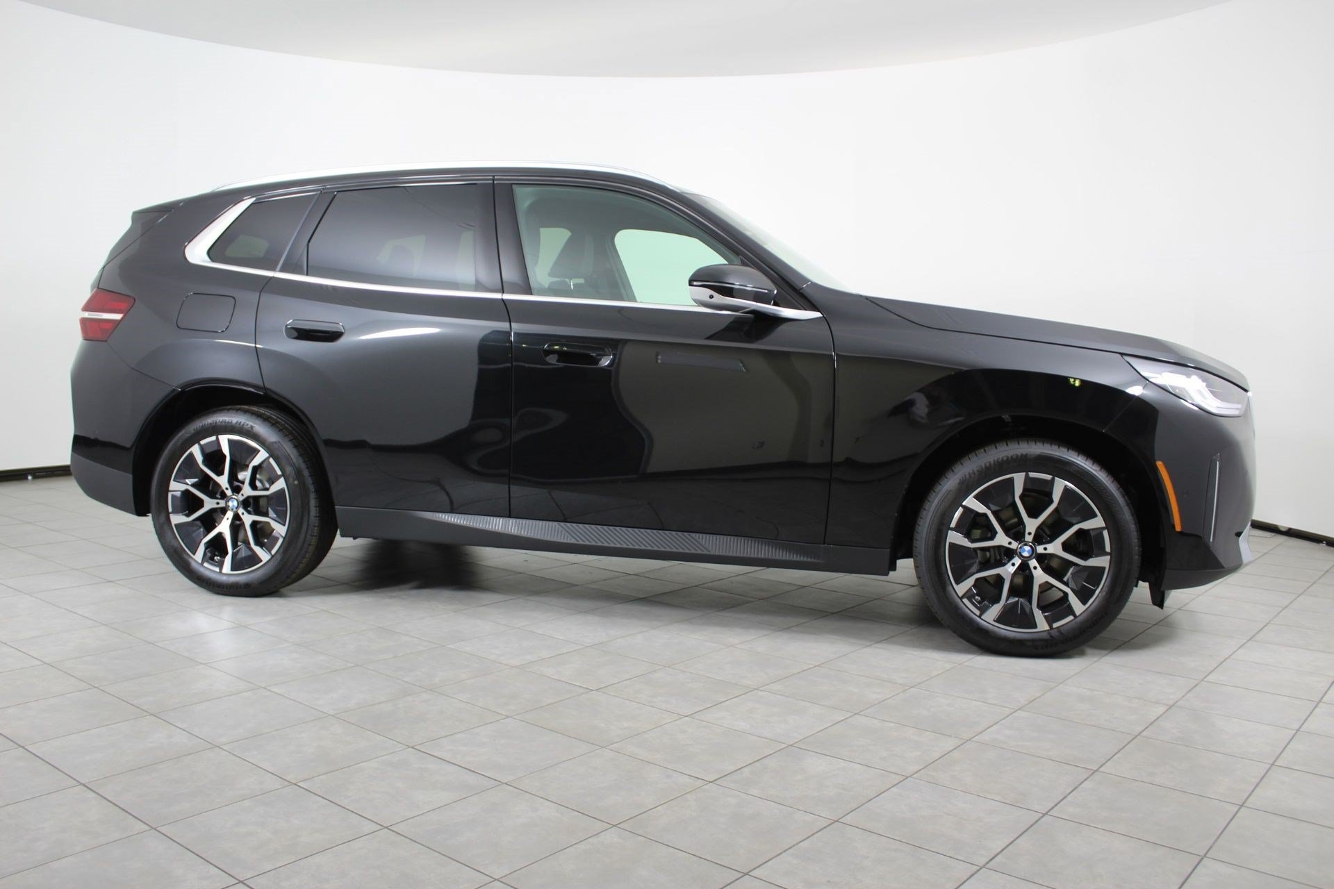 Used 2026 BMW X3 xDrive30i w/ Premium Package AWD/4WD image 7
