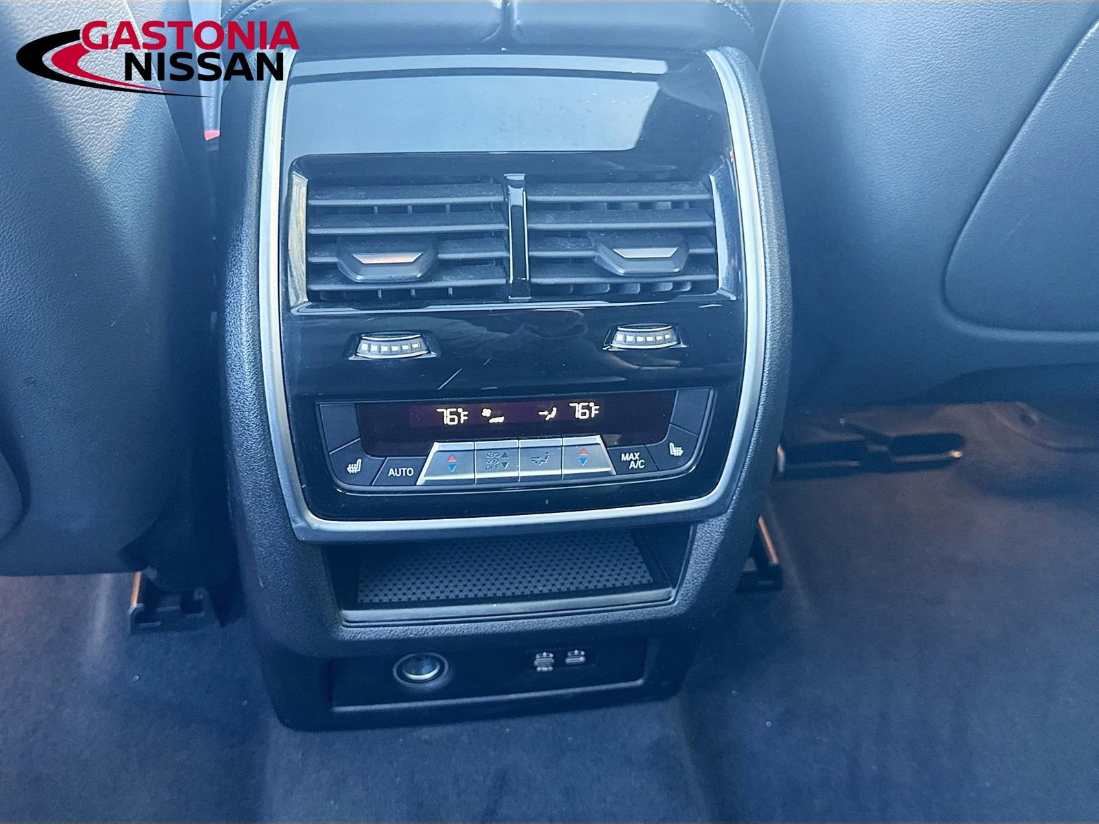 Used 2021 BMW X7 xDrive40i w/ Executive Package image 34