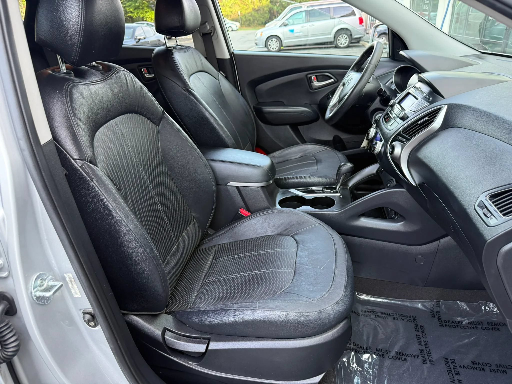 Used 2012 Hyundai Tucson Limited FWD image 18
