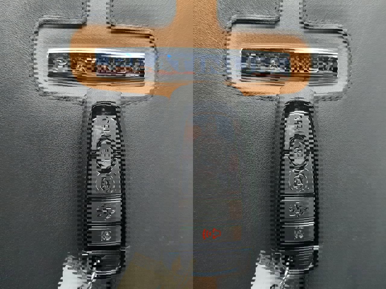 Used 2024 Ford F250 Platinum image 26