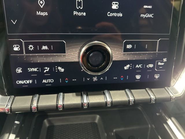 Used 2025 GMC Acadia Elevation image 24