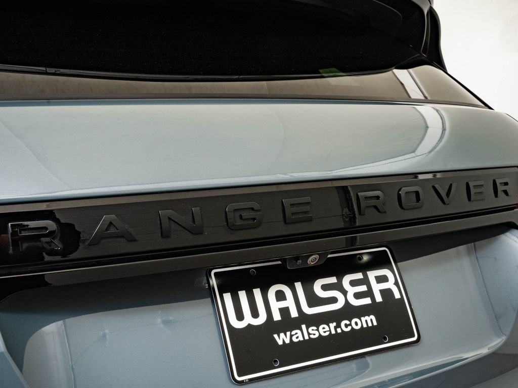 Used 2023 Land Rover Range Rover Evoque SE AWD/4WD image 18