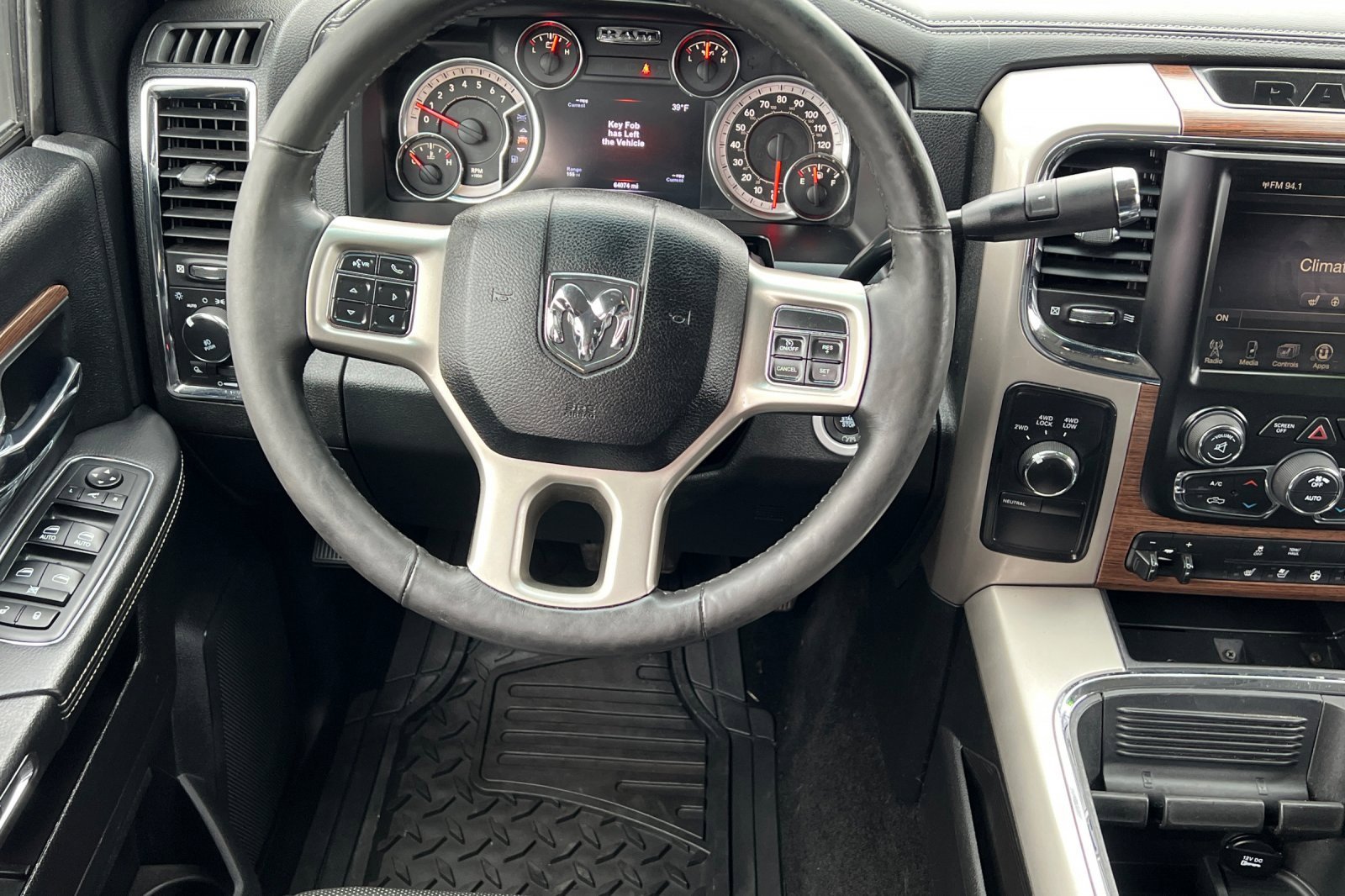 Used 2017 RAM 3500 Laramie image 15