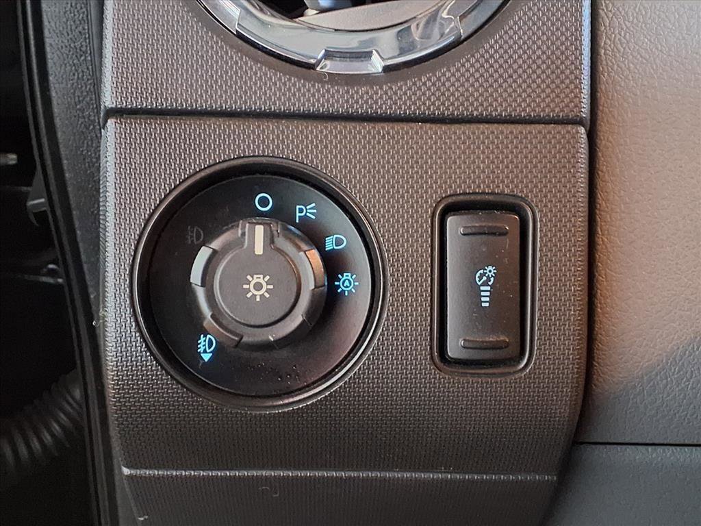 Used 2016 Ford F250 XLT w/ XLT Premium Package image 18