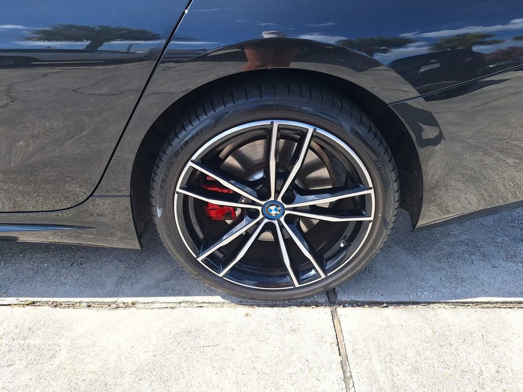 Used 2023 BMW 330e w/ M Sport Package RWD image 26