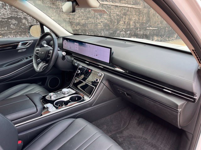 Used 2025 Genesis GV80 2.5T Standard AWD/4WD image 25