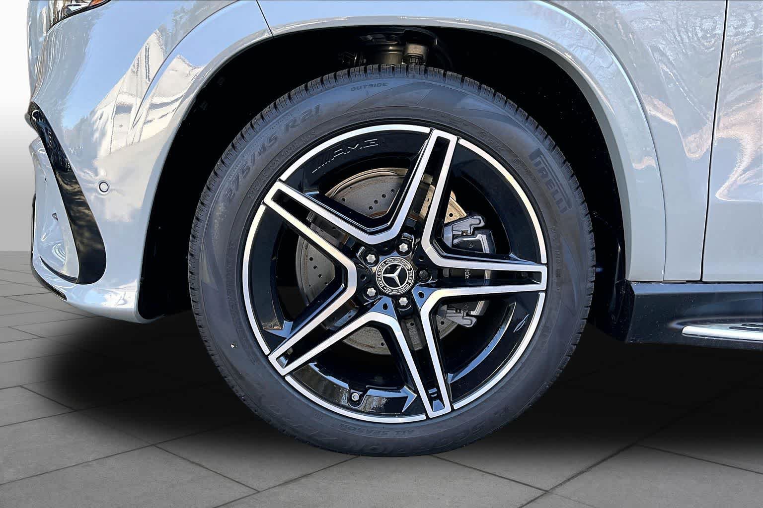 New 2026 Mercedes-Benz GLS 450 4MATIC image 18