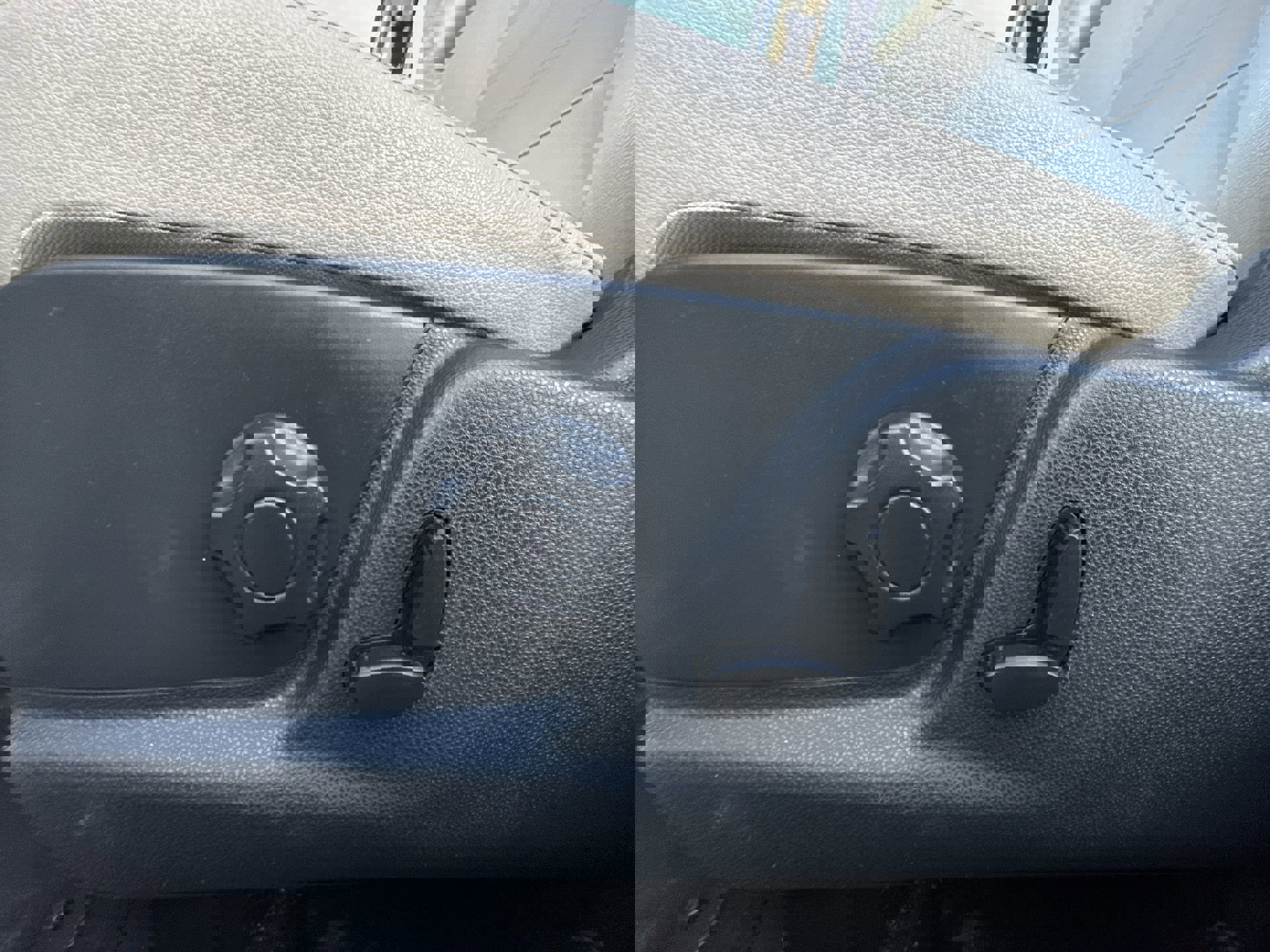 Used 2021 Ford EcoSport Titanium image 12