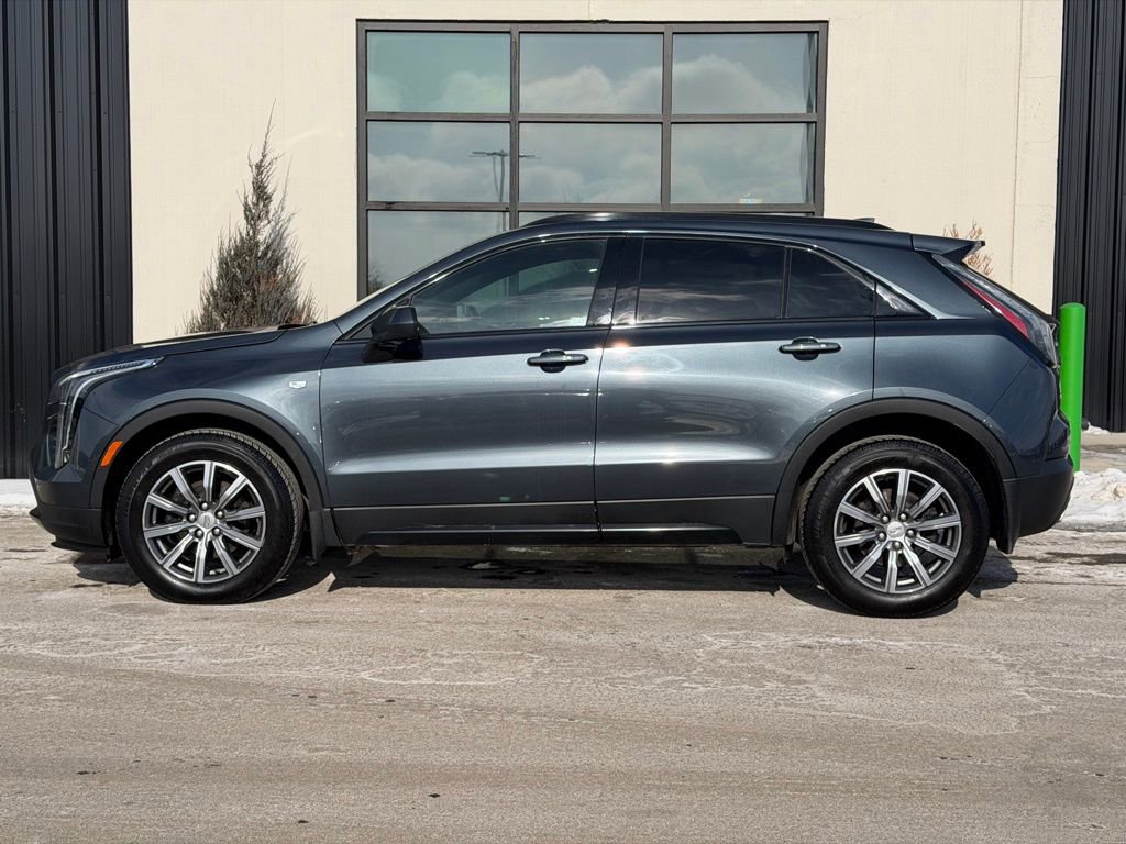 Used 2020 Cadillac XT4 Sport image 2