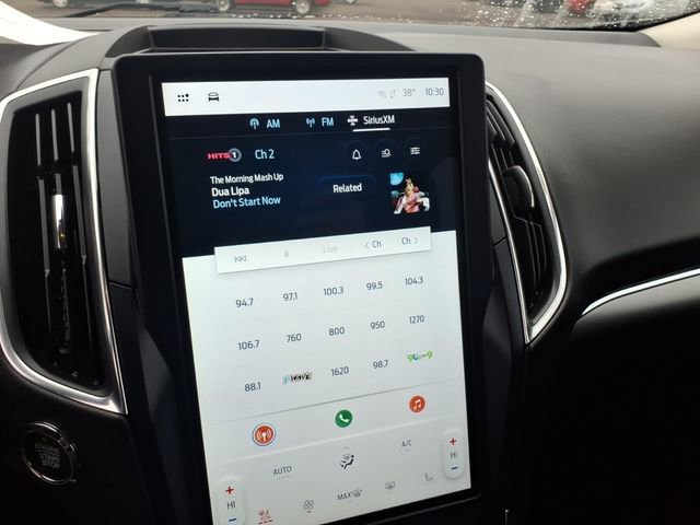 Used 2024 Ford Edge Titanium image 18