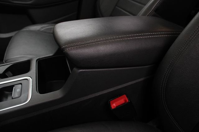 Used 2017 Ford Escape SE image 19