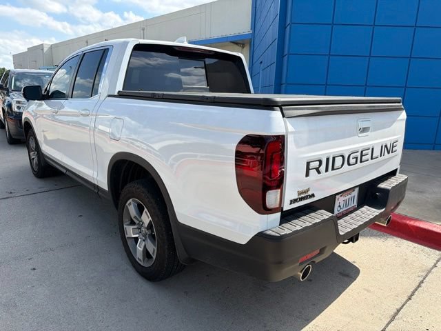 Used 2025 Honda Ridgeline RTL image 2