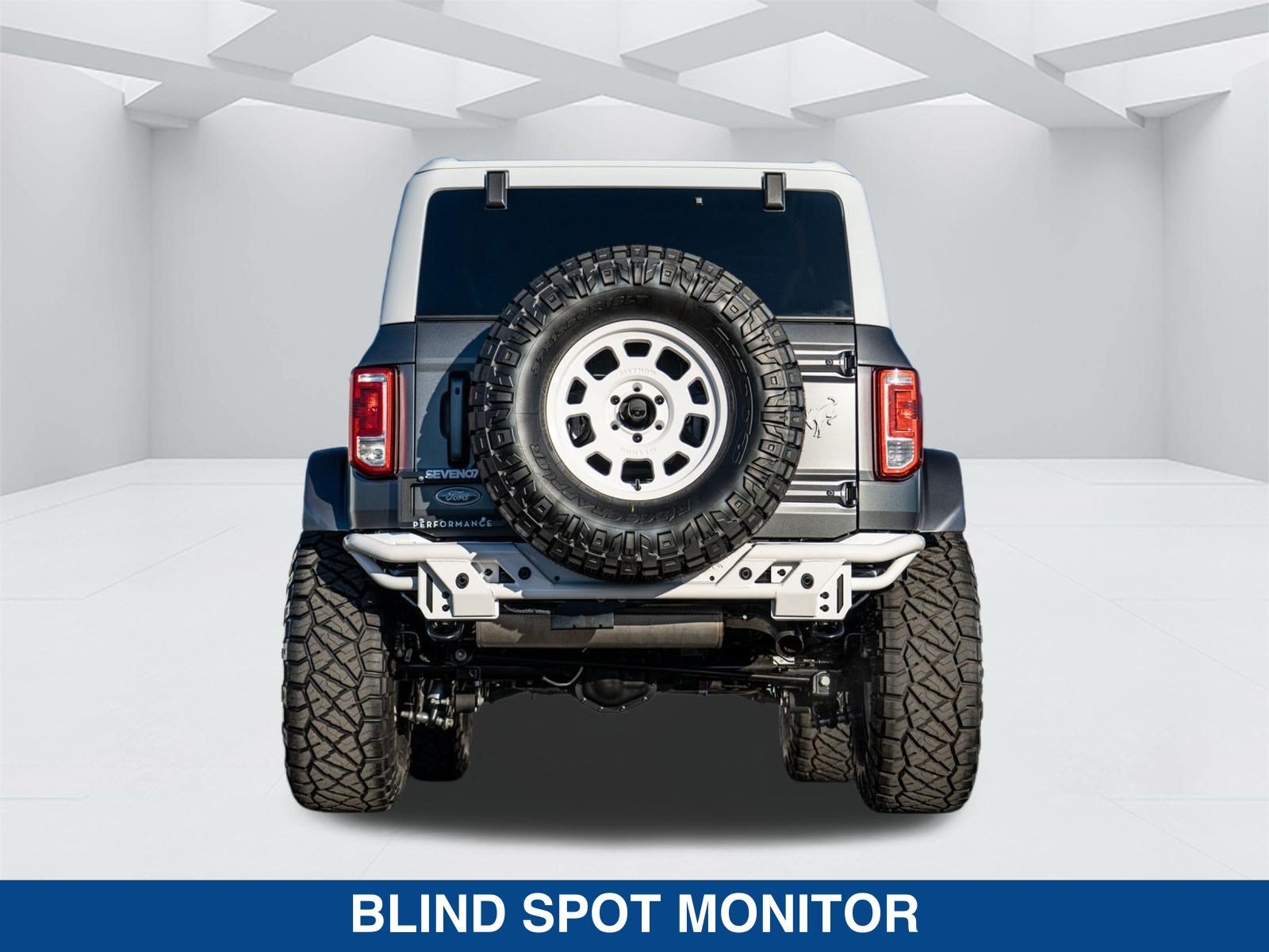 Used 2025 Ford Bronco Heritage Edition AWD/4WD image 5