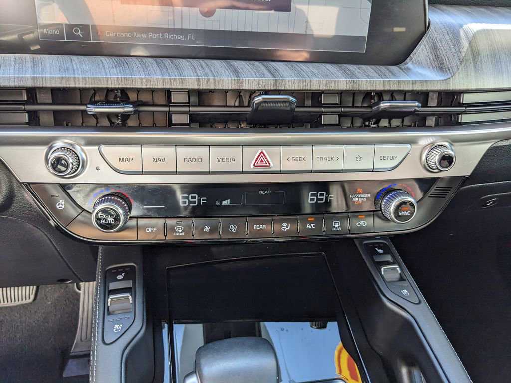 Used 2025 Kia Telluride EX X-Line image 24