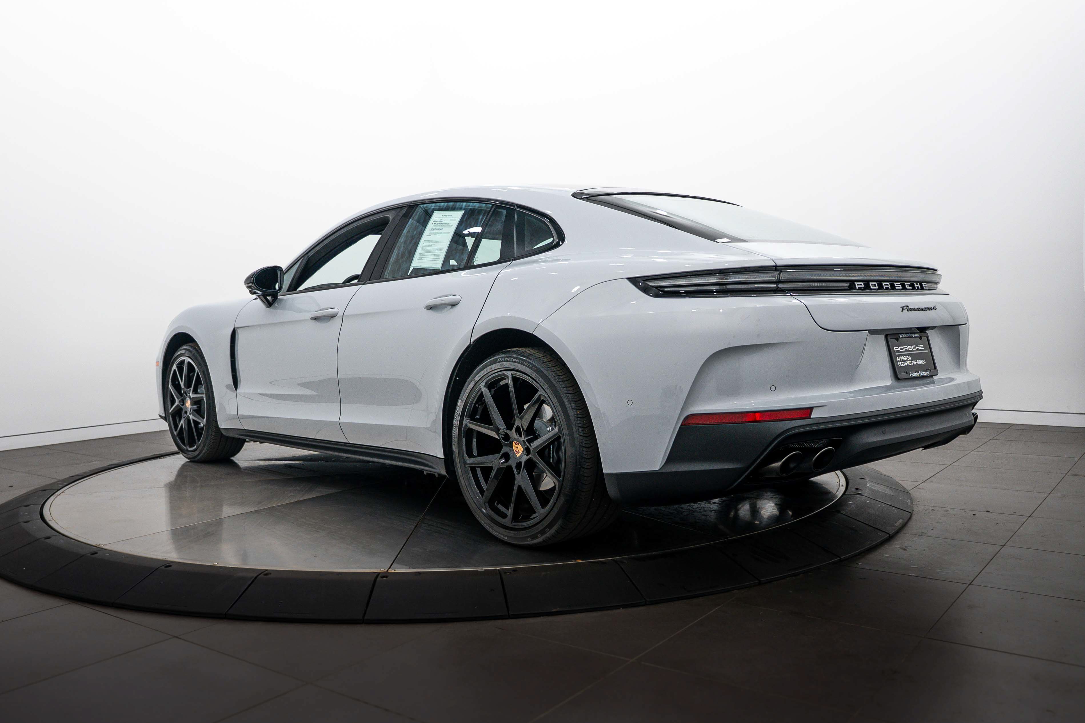 Certified 2026 Porsche Panamera 4 AWD/4WD image 3