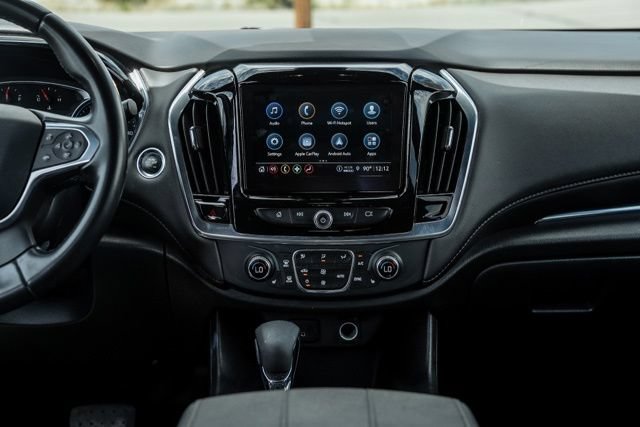 Used 2023 Chevrolet Traverse LT AWD/4WD image 19