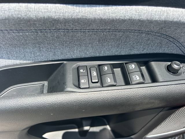 New 2025 Jeep Compass Latitude w/ Sun & Sound Group image 12