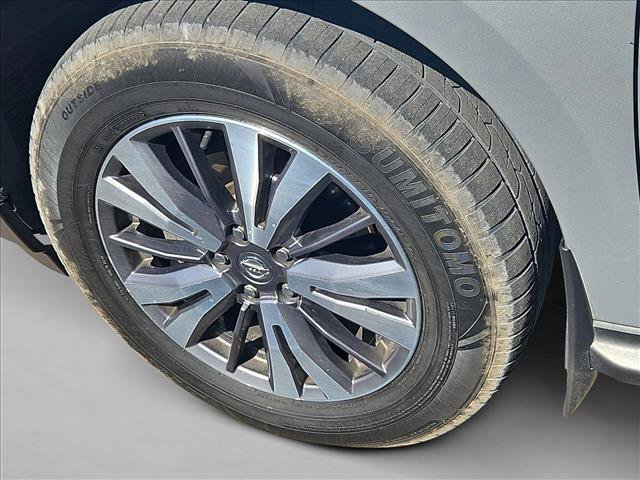 Used 2019 Nissan Pathfinder S image 21