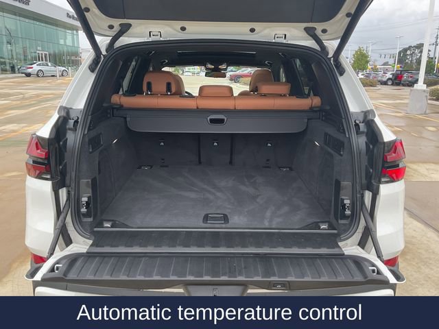 Used 2024 BMW X5 sDrive40i w/ Parking Assistance Package image 12