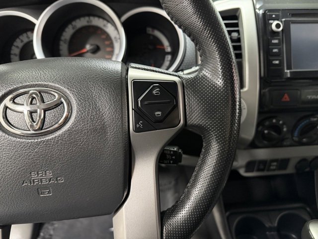 Used 2015 Toyota Tacoma 4x4 Access Cab V6 w/ TRD Off-Road Package image 13