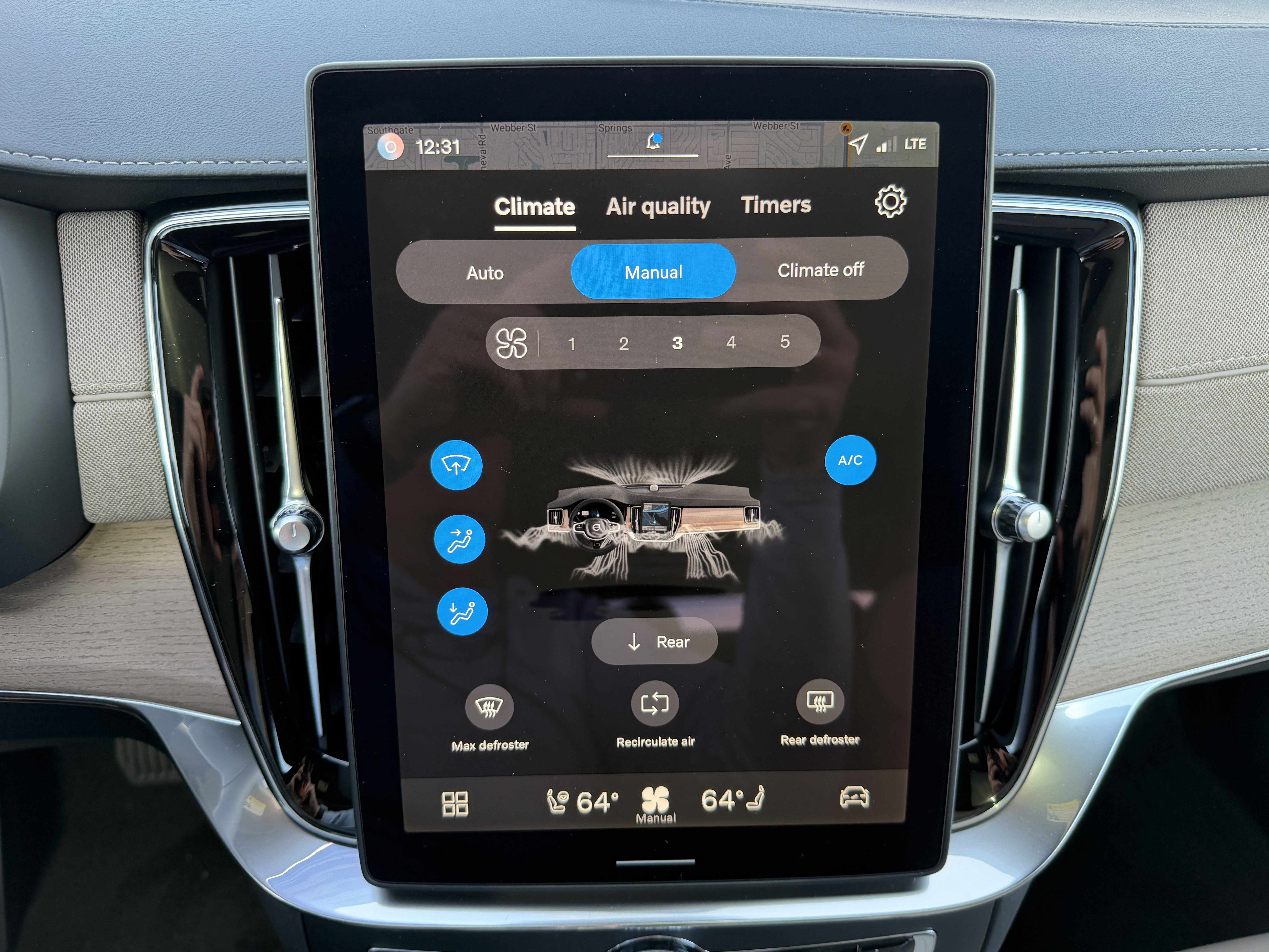 New 2026 Volvo XC90 B5 Core w/ Protection Package image 22