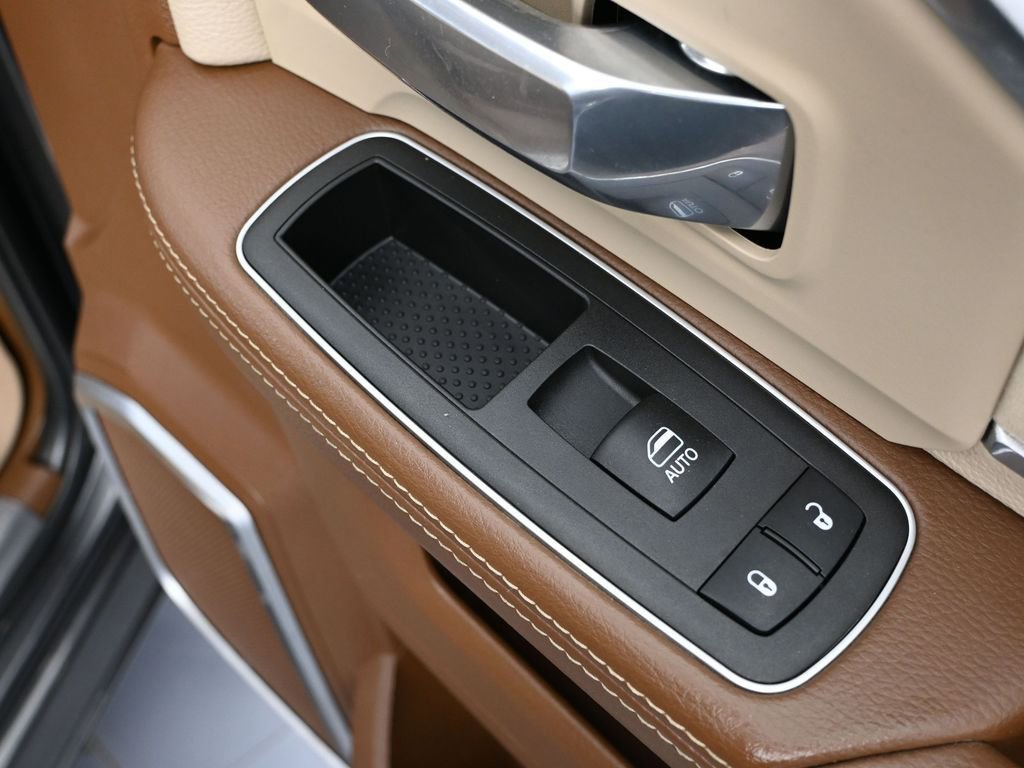 Used 2022 RAM 2500 Laramie w/ Body Color Bumper Group image 44