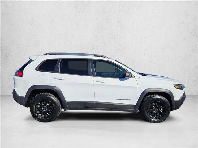Used 2020 Jeep Cherokee Trailhawk image 4