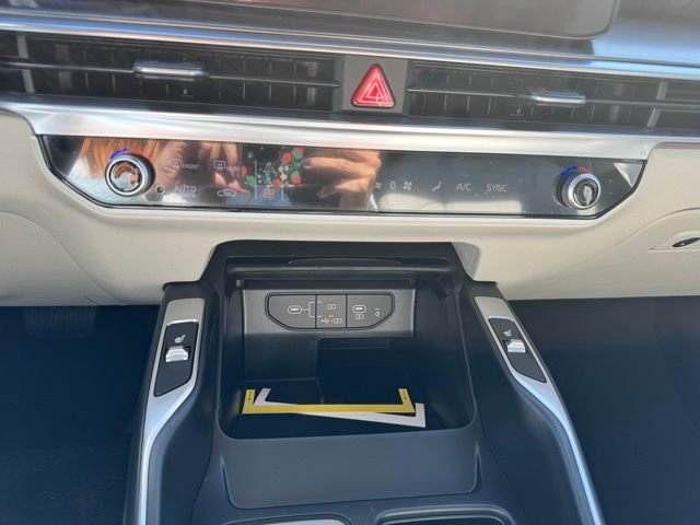 New 2025 Kia Sorento EX AWD/4WD image 19