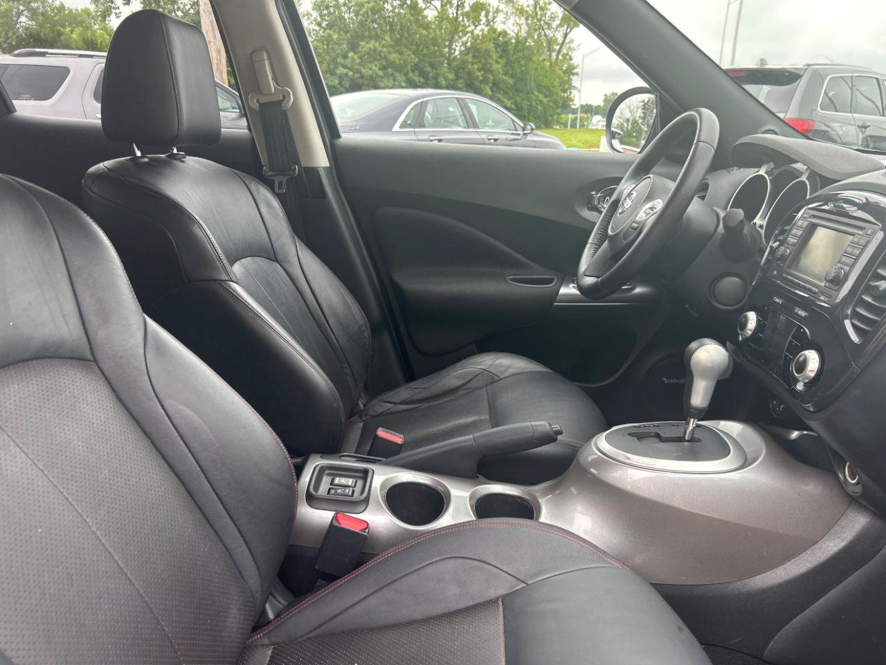 Used 2013 Nissan Juke SL AWD/4WD image 24