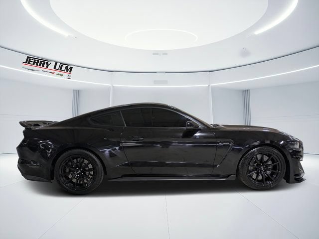 Used 2018 Ford Mustang Shelby GT350 w/ Convenience Package RWD image 2