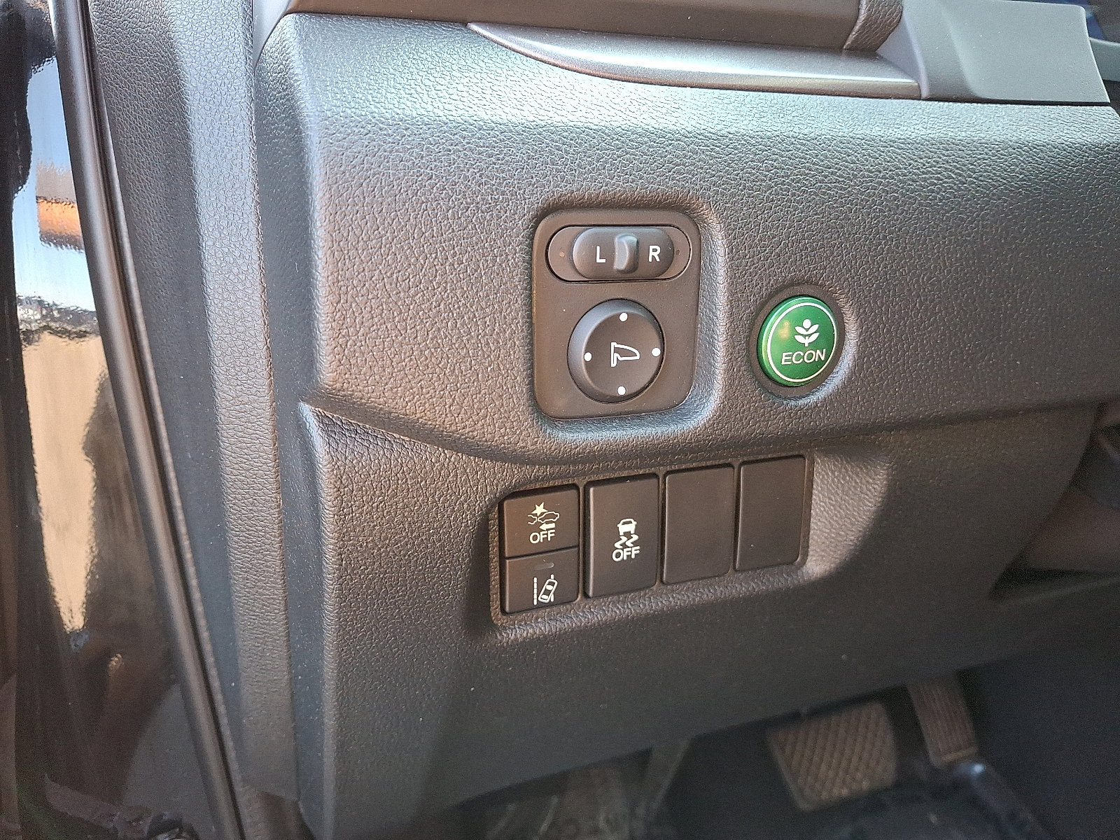 Used 2022 Honda Pilot Sport image 15