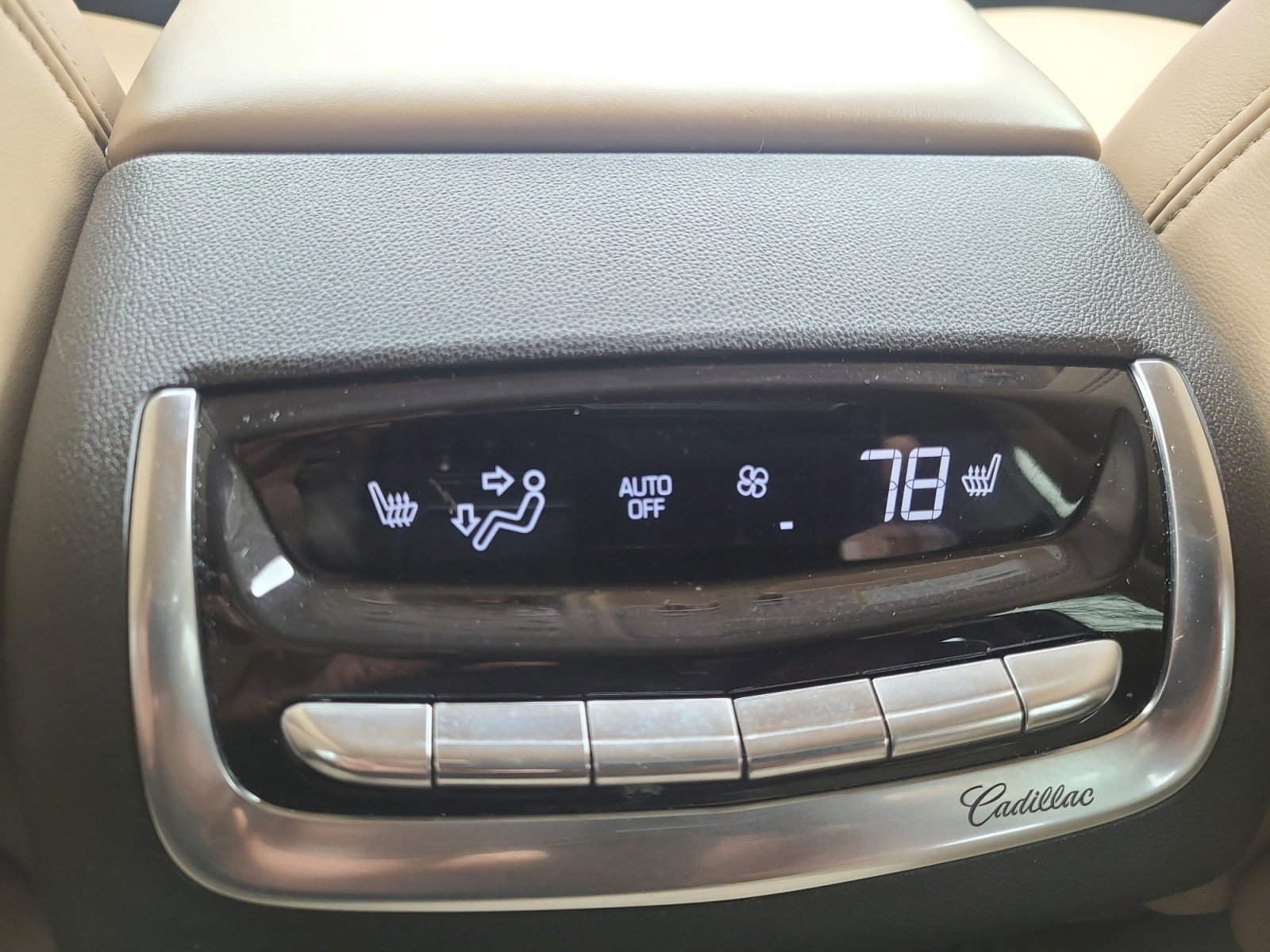 Used 2023 Cadillac XT6 Premium Luxury w/ Platinum Package FWD image 37
