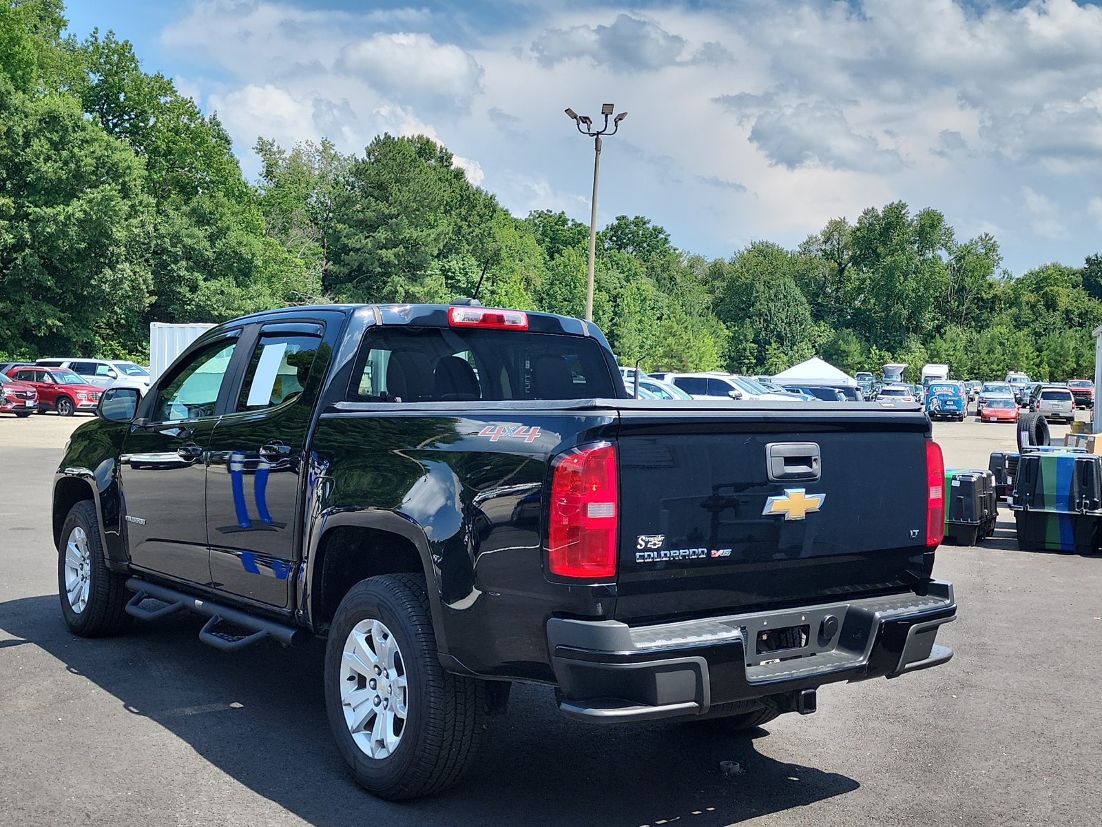 Used 2019 Chevrolet Colorado LT AWD/4WD image 3