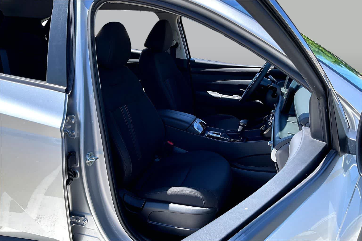 Used 2026 Hyundai Tucson SEL FWD image 8
