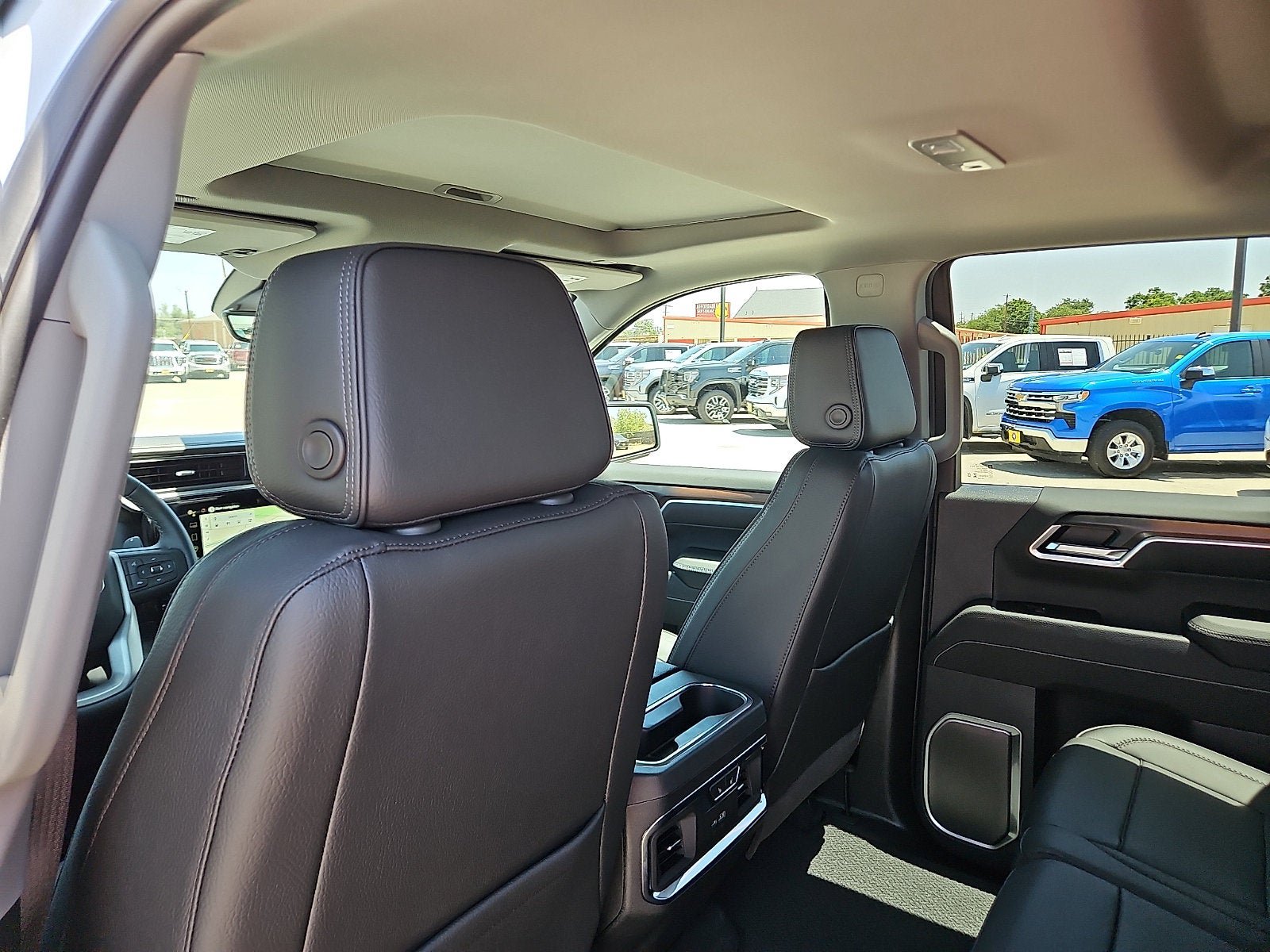 New 2026 GMC Sierra 1500 Denali AWD/4WD image 9
