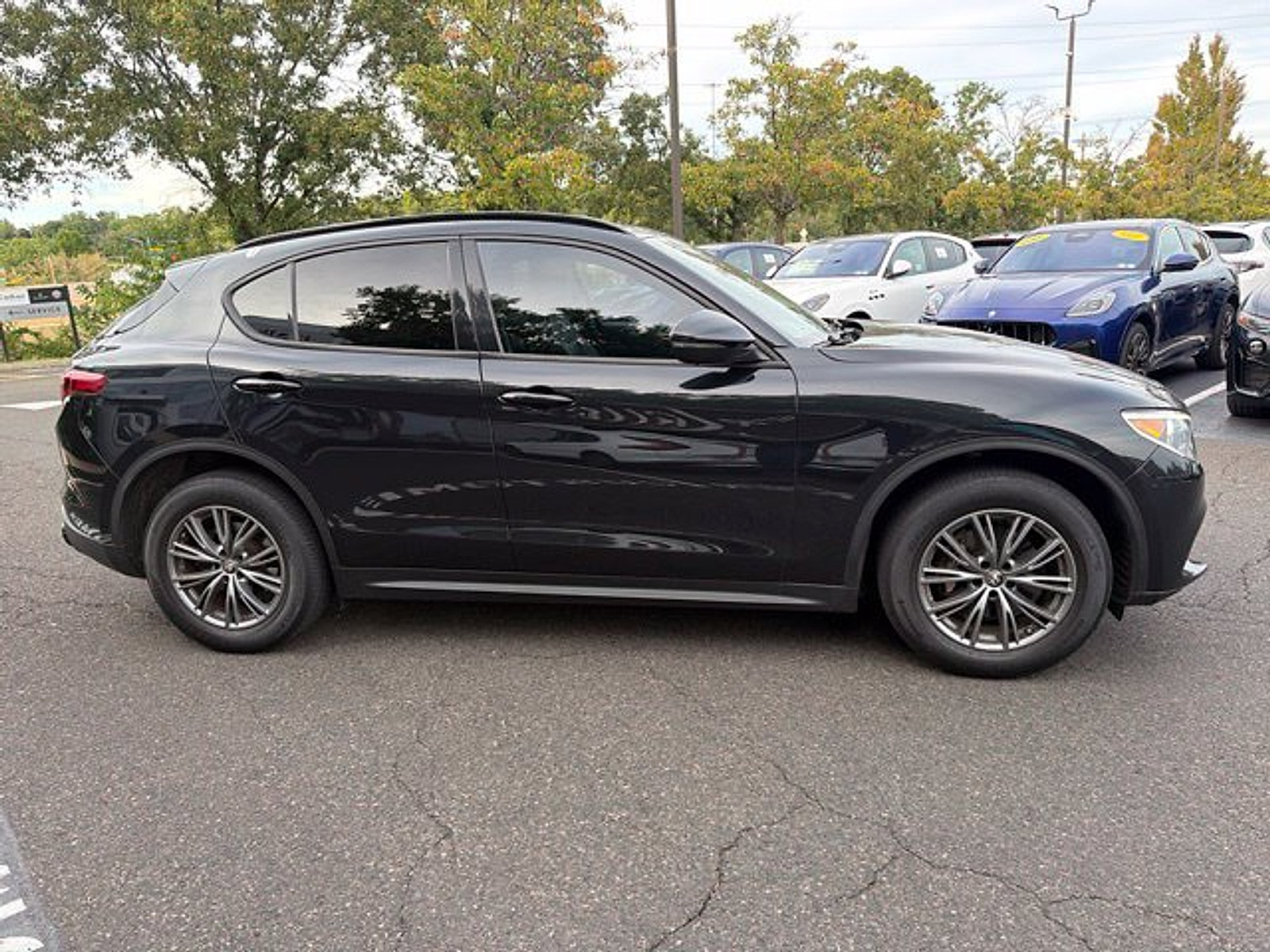 Used 2023 Alfa Romeo Stelvio Sprint AWD/4WD image 4